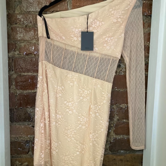 Revolve NBD Virgo one shoulder lace dress size S - Picture 6 of 7